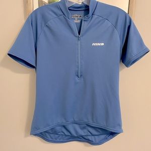 🚵‍♀️Hind cycling top medium. 3 rear pockets.🚴🚴